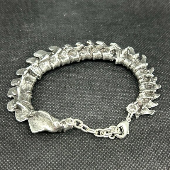 New! Alchemy of England (Alchemy Gothic) Vertebrae Bracelet Size L - Picture 3 of 4
